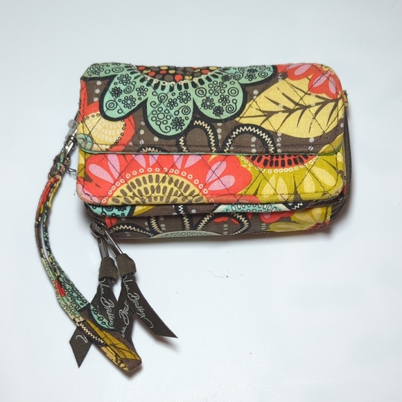 Vera Bradley Flower Shower All-in-One Women's Wristlet Wallet RFID Protection - Picture 1 of 5
